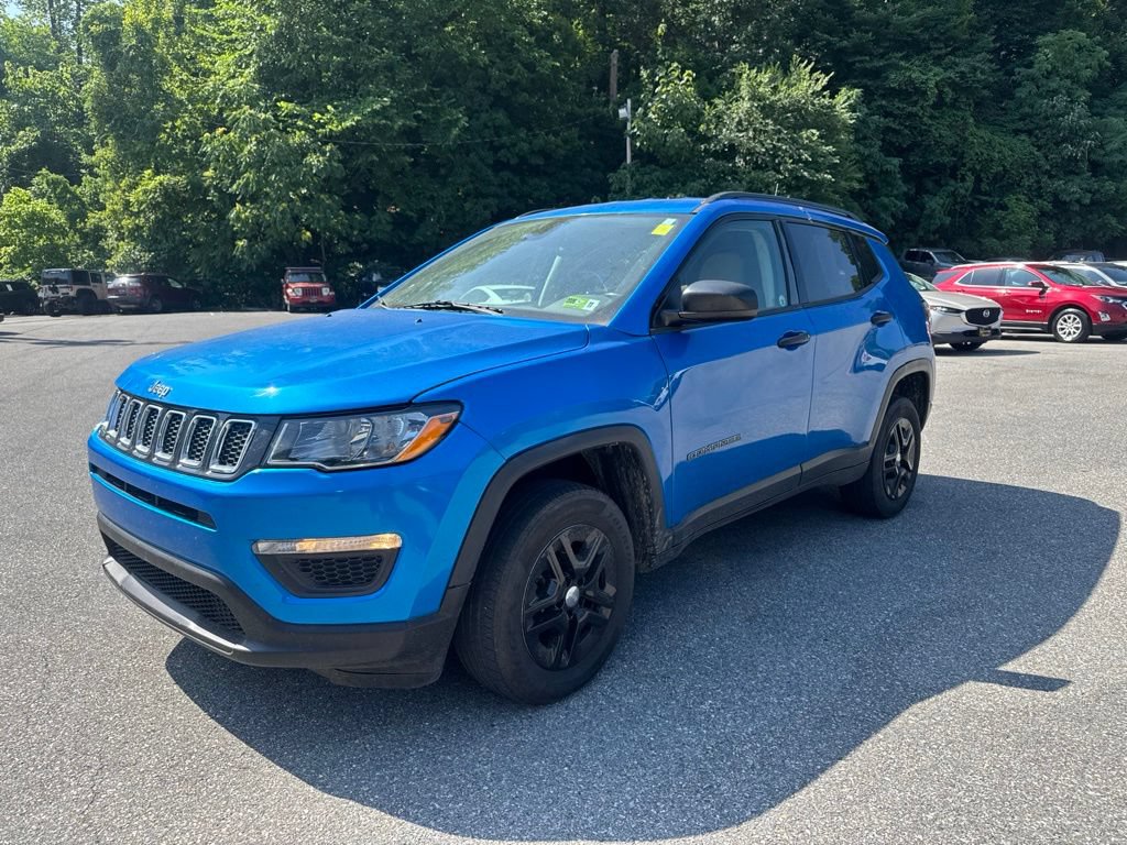 Used 2018 Jeep Compass Sport w/ Cold Weather Group AWD/4WD image 3