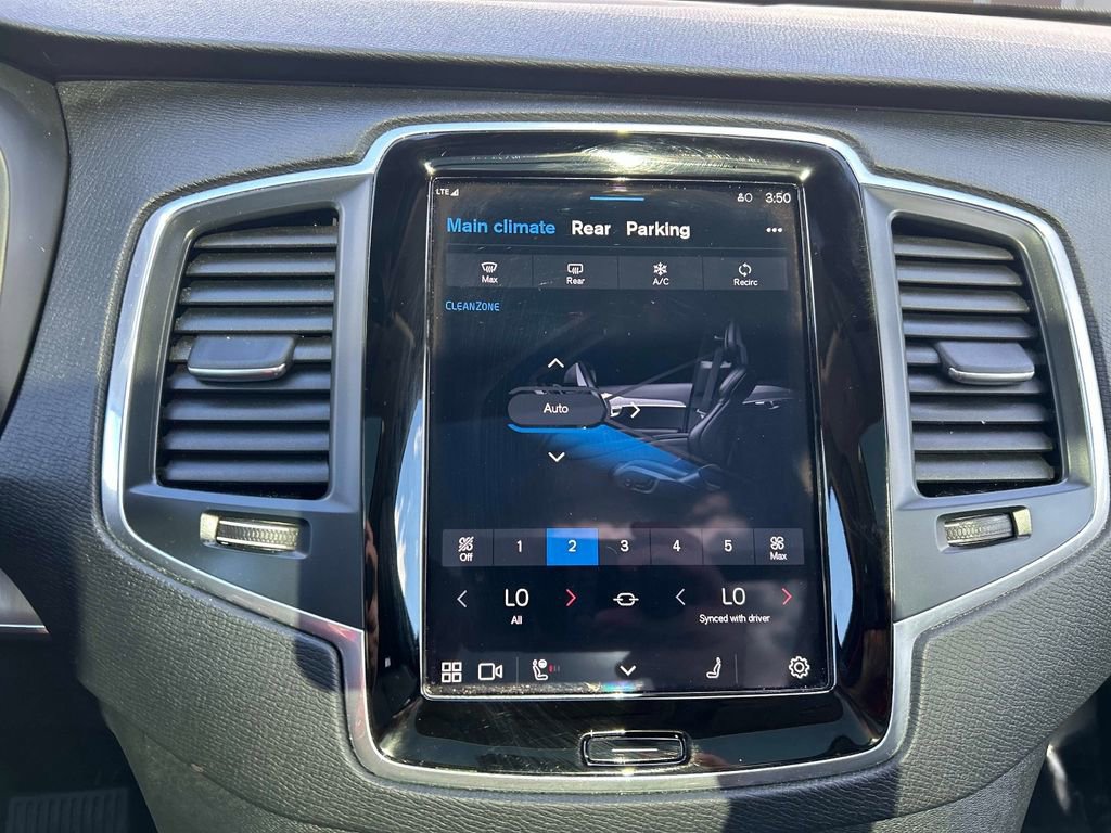 Used 2023 Volvo XC90 B5 Core w/ Climate Package image 34