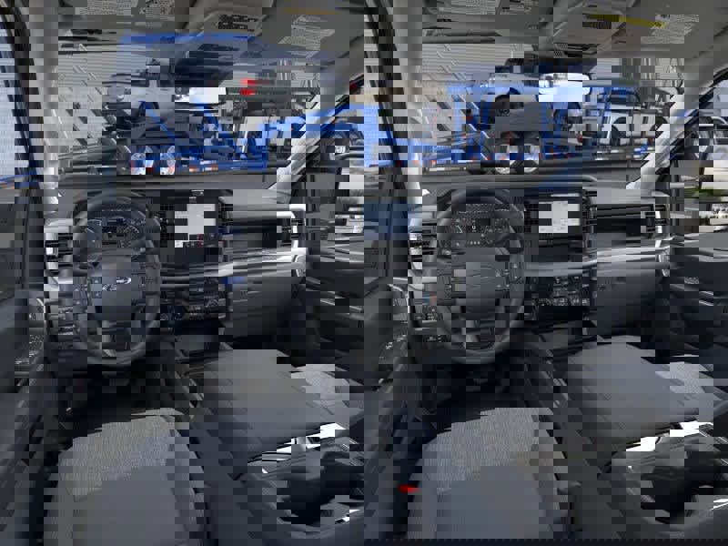 New 2026 Ford F550 4x4 SuperCab Super Duty image 9