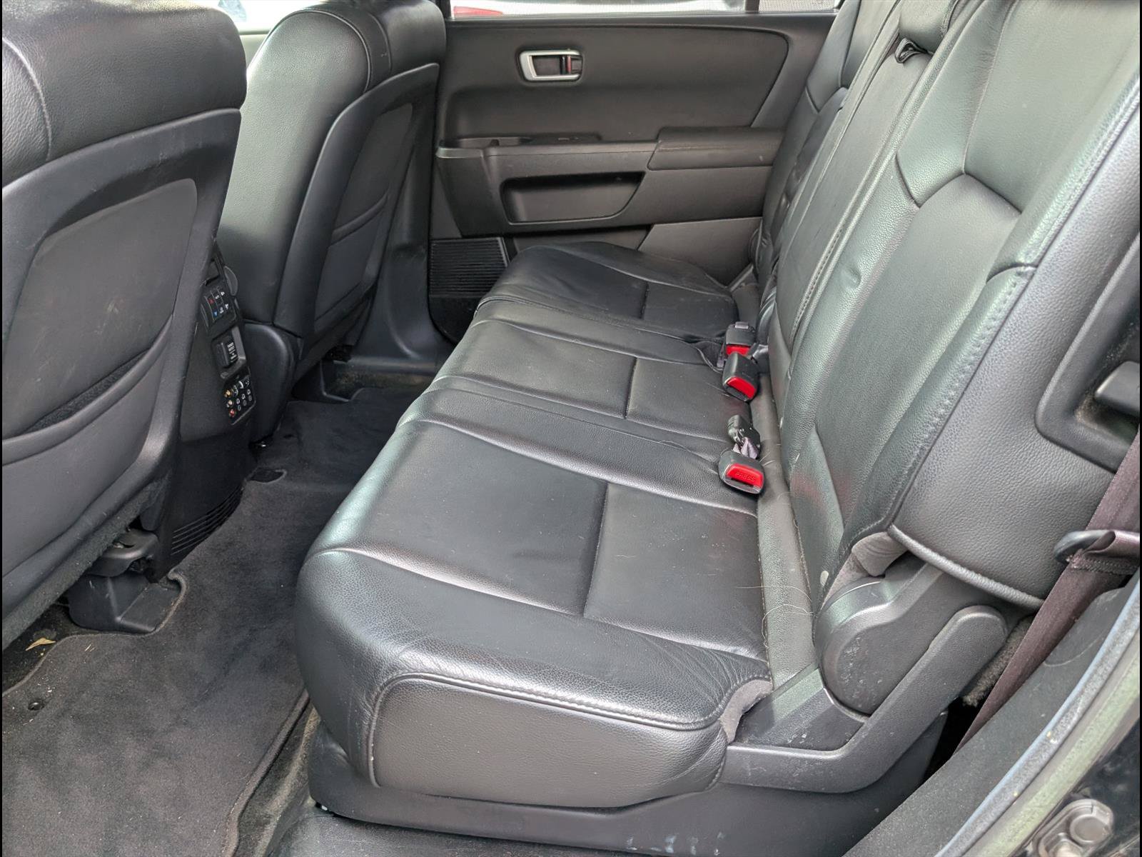 Used 2013 Honda Pilot Touring image 16