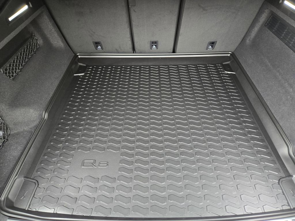 New 2026 Audi SQ8 Prestige image 34