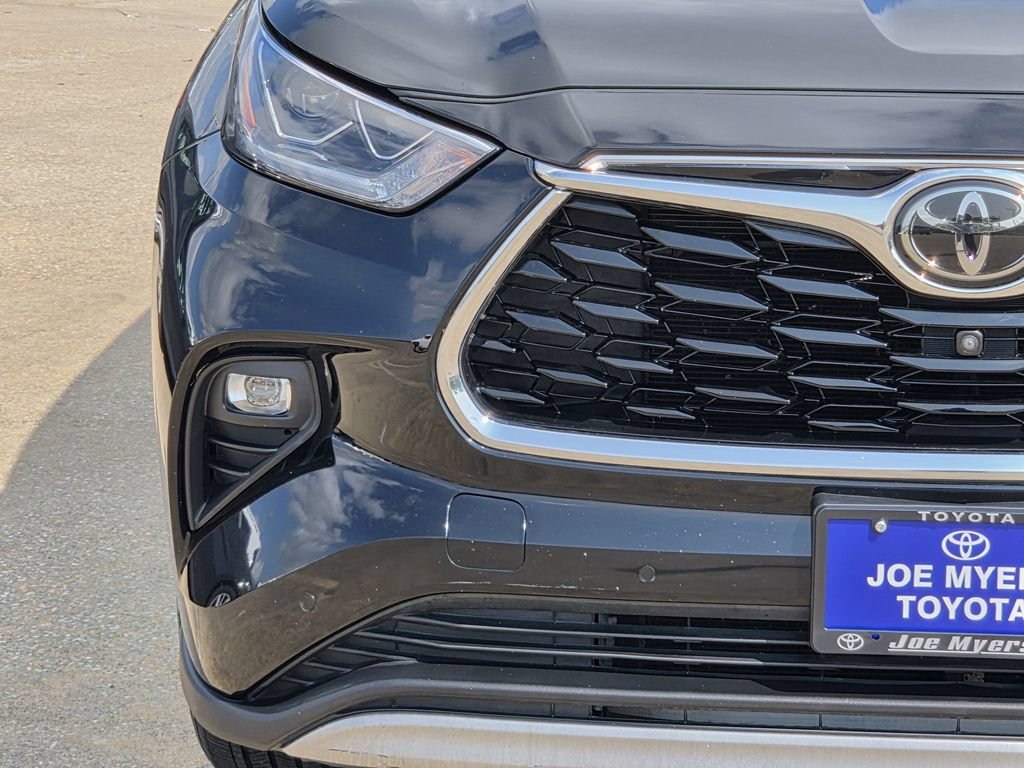 Used 2021 Toyota Highlander Platinum AWD/4WD image 5