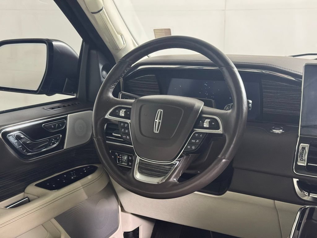 Certified 2023 Lincoln Navigator Black Label AWD/4WD image 20