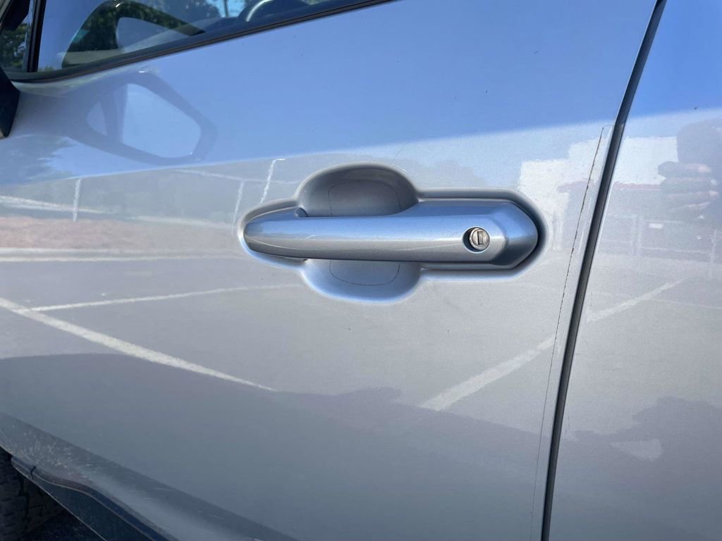 Used 2022 Toyota RAV4 XSE AWD/4WD image 31