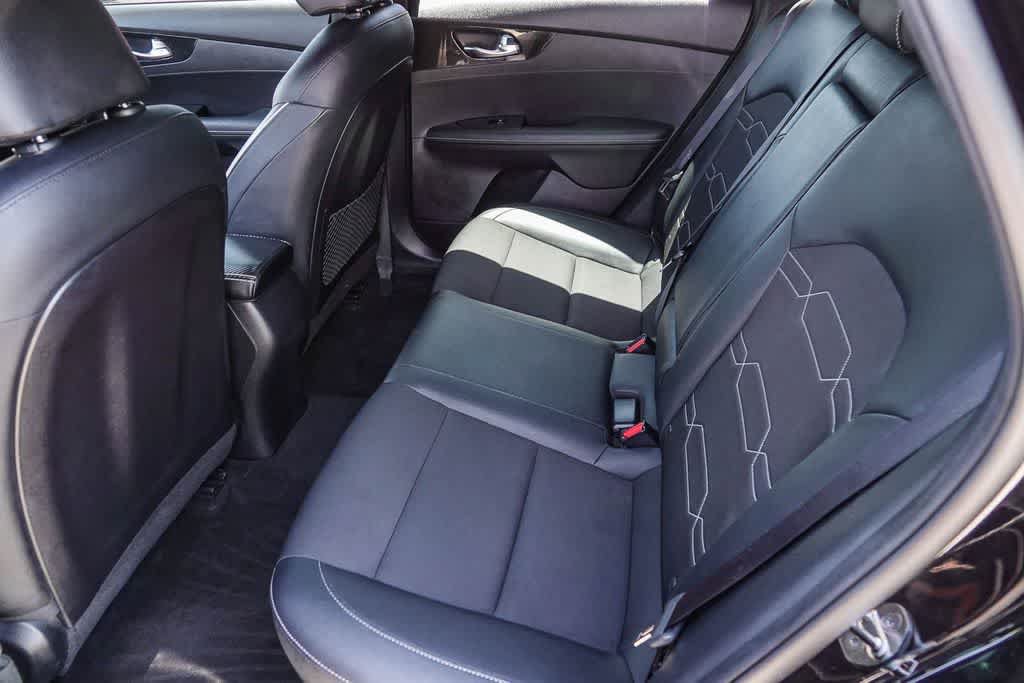 Used 2023 Kia Forte GT-Line FWD image 17