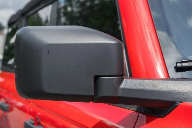 Used 2023 Ford Bronco Black Diamond image 18