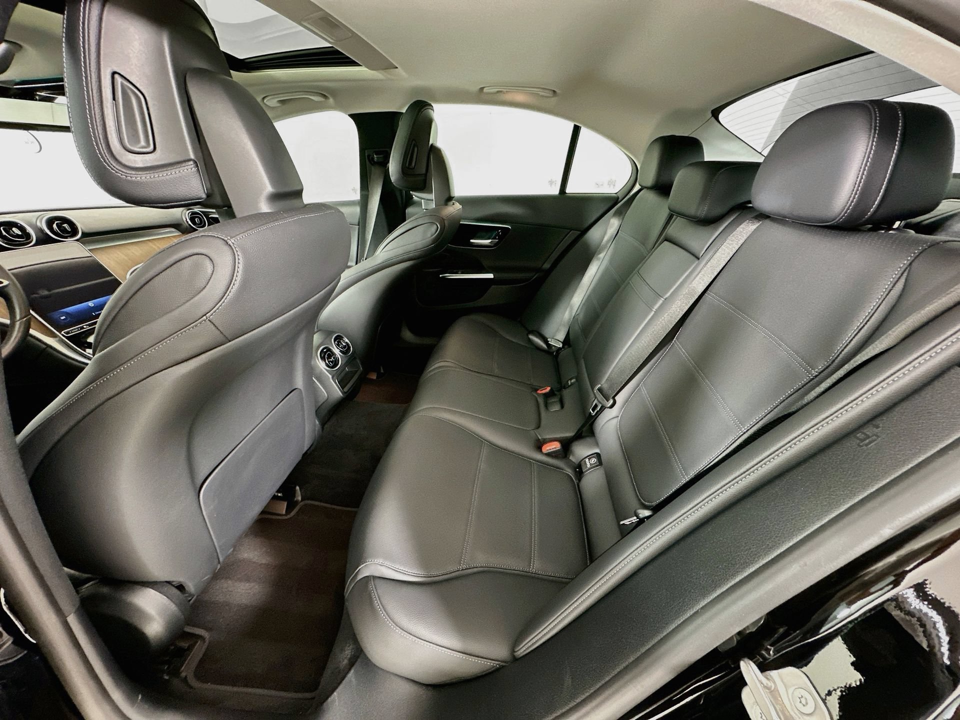 Certified 2024 Mercedes-Benz C 300 Sedan image 26