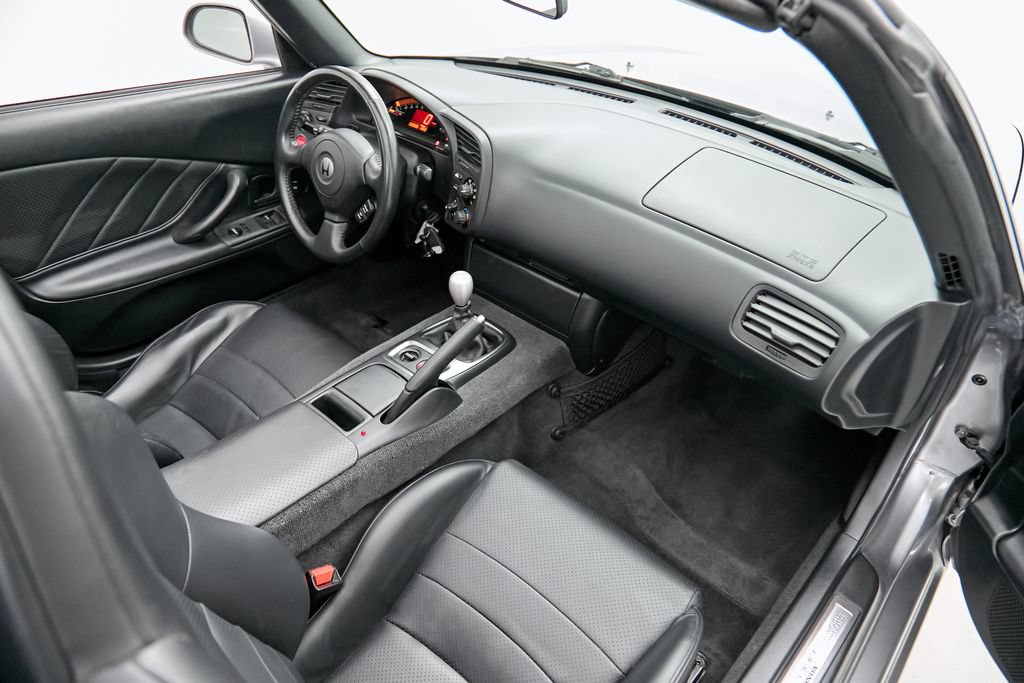 Used 2000 Honda S2000 image 36