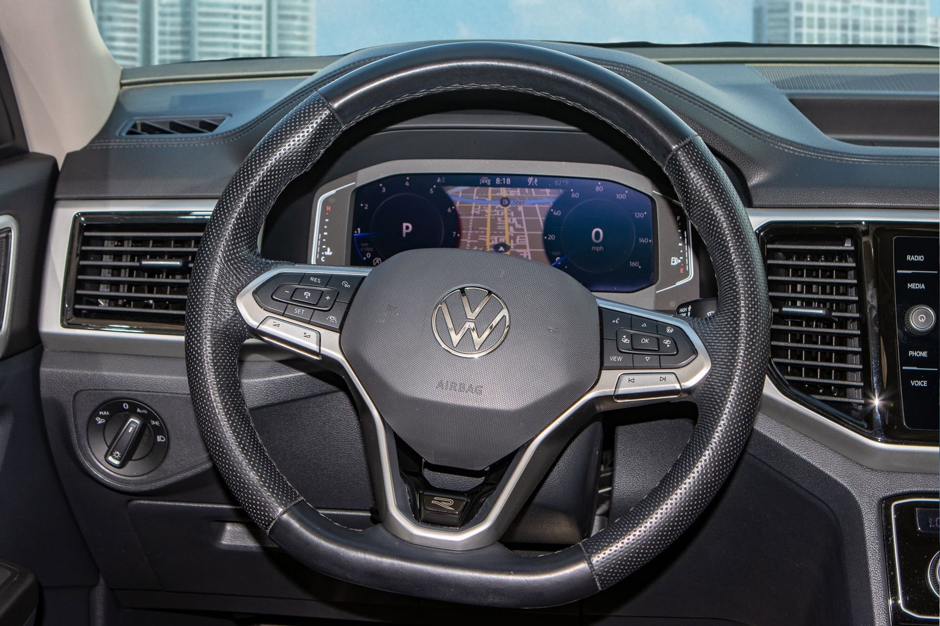 Used 2022 Volkswagen Atlas SEL Premium image 23