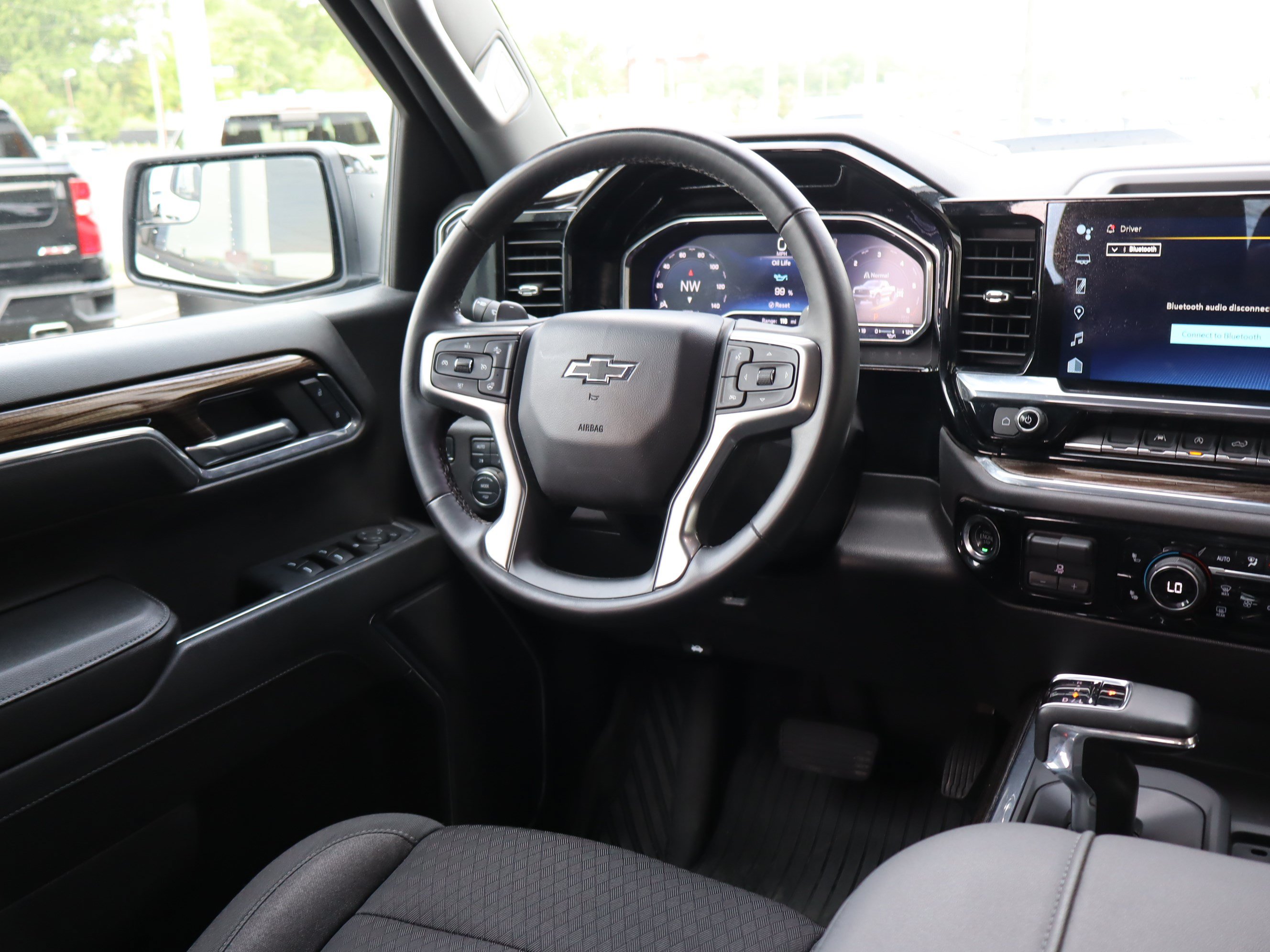 Used 2024 Chevrolet Silverado 1500 LT Trail Boss w/ Protection Package AWD/4WD image 15