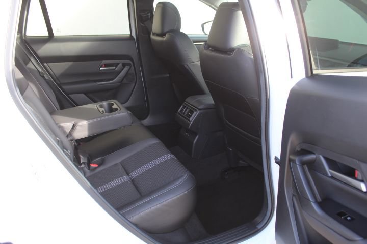 Certified 2025 MAZDA CX-50 AWD 2.5 S w/ Premium Package image 38