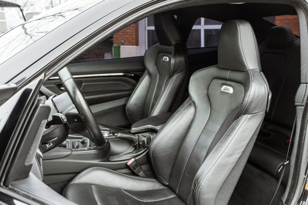 Used 2016 BMW M4 Coupe RWD image 9