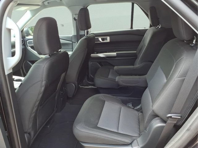 Used 2024 Ford Explorer XLT AWD/4WD image 14