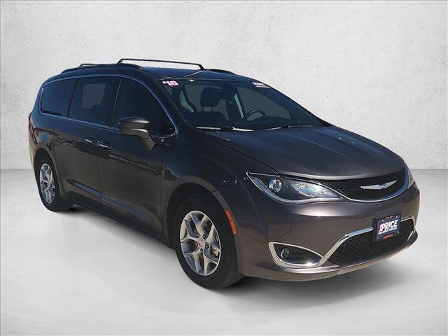 Used 2018 Chrysler Pacifica Touring Plus w/ Tire & Wheel Group image 3