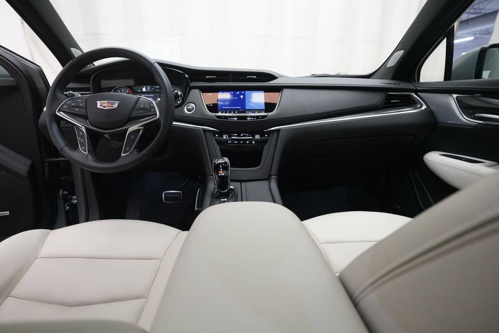 Used 2024 Cadillac XT5 Sportv AWD/4WD image 5