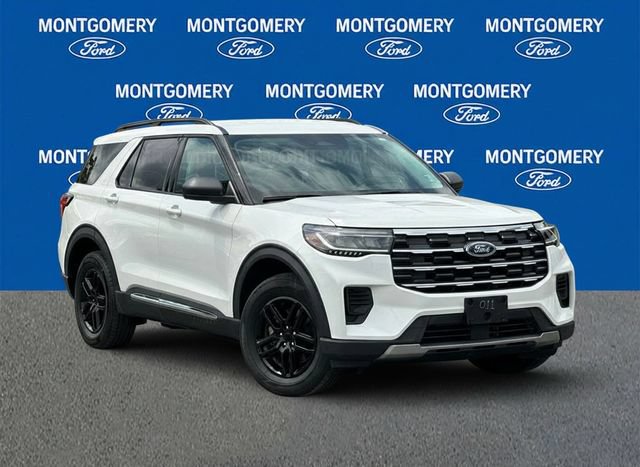 Used 2025 Ford Explorer Active AWD/4WD image 1