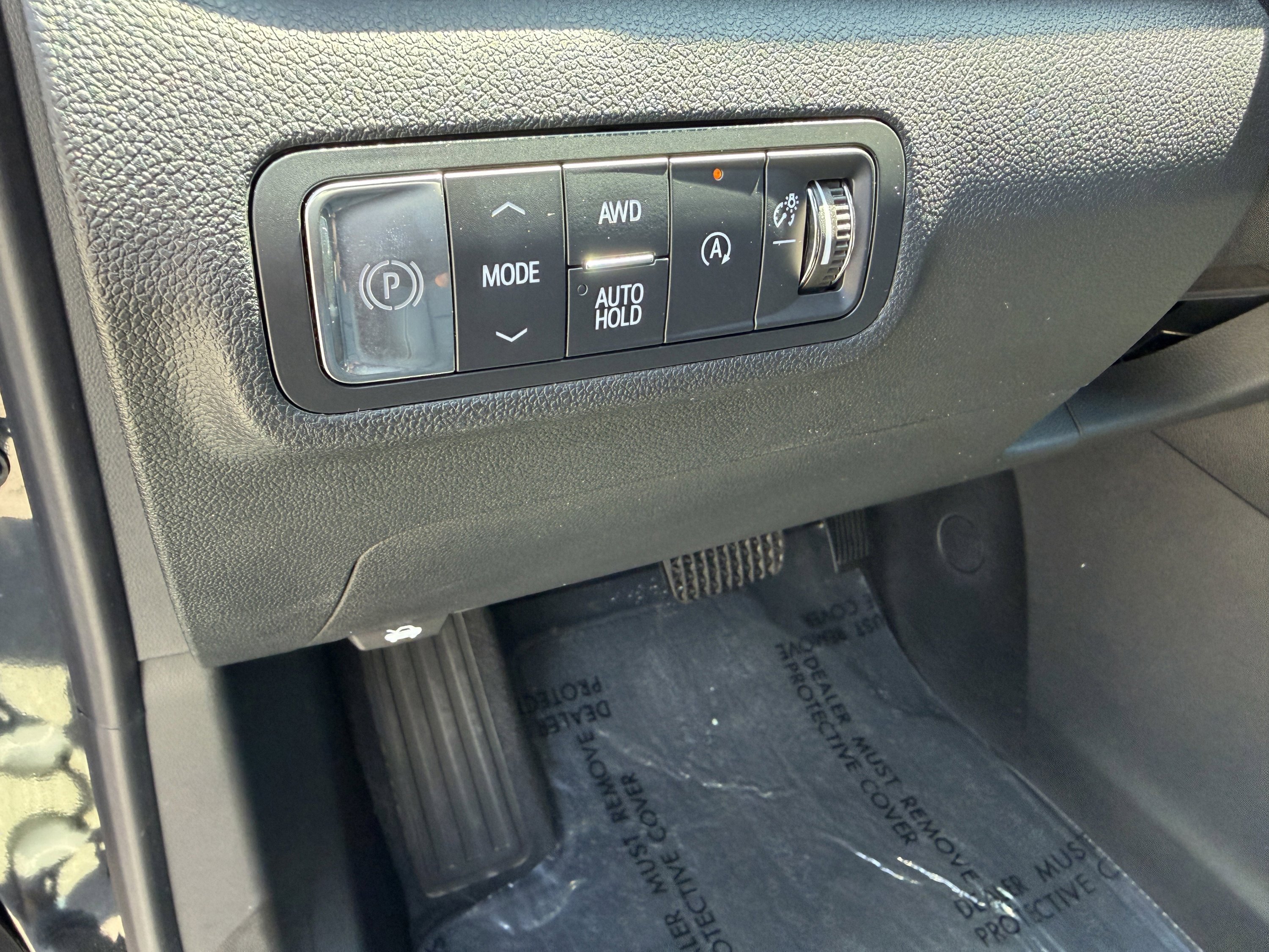 Used 2025 GMC Terrain Elevation w/ Elevation Premium Package AWD/4WD image 19
