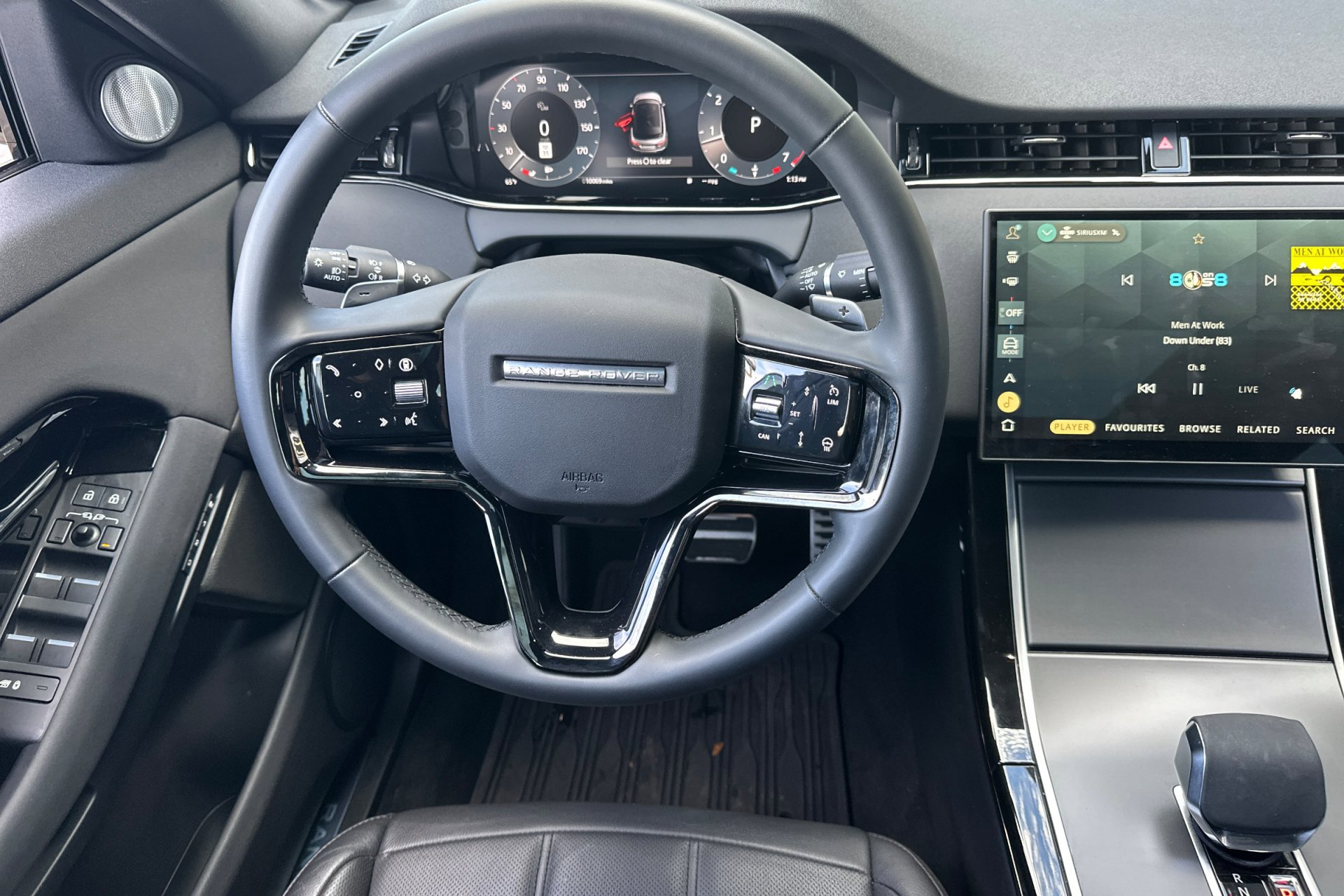 Used 2024 Land Rover Range Rover Evoque Dynamic SE image 32