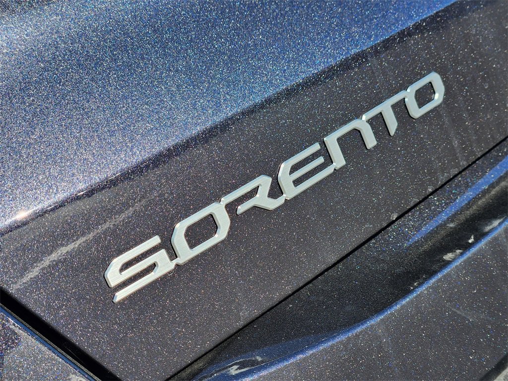 New 2026 Kia Sorento S image 8