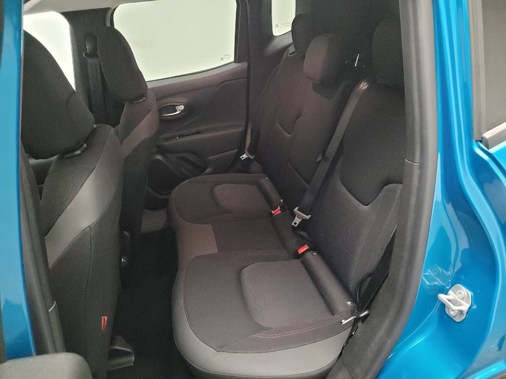 Used 2022 Jeep Renegade Trailhawk w/ Trailer Tow Group image 18