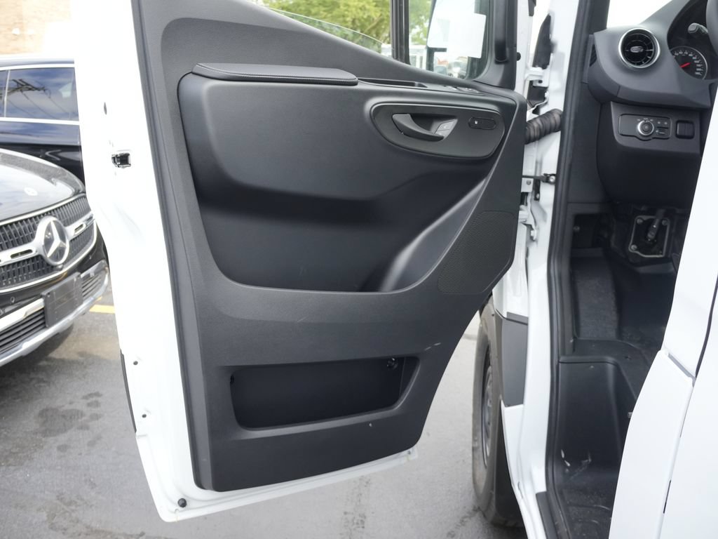 New 2026 Mercedes-Benz Sprinter 2500 image 8