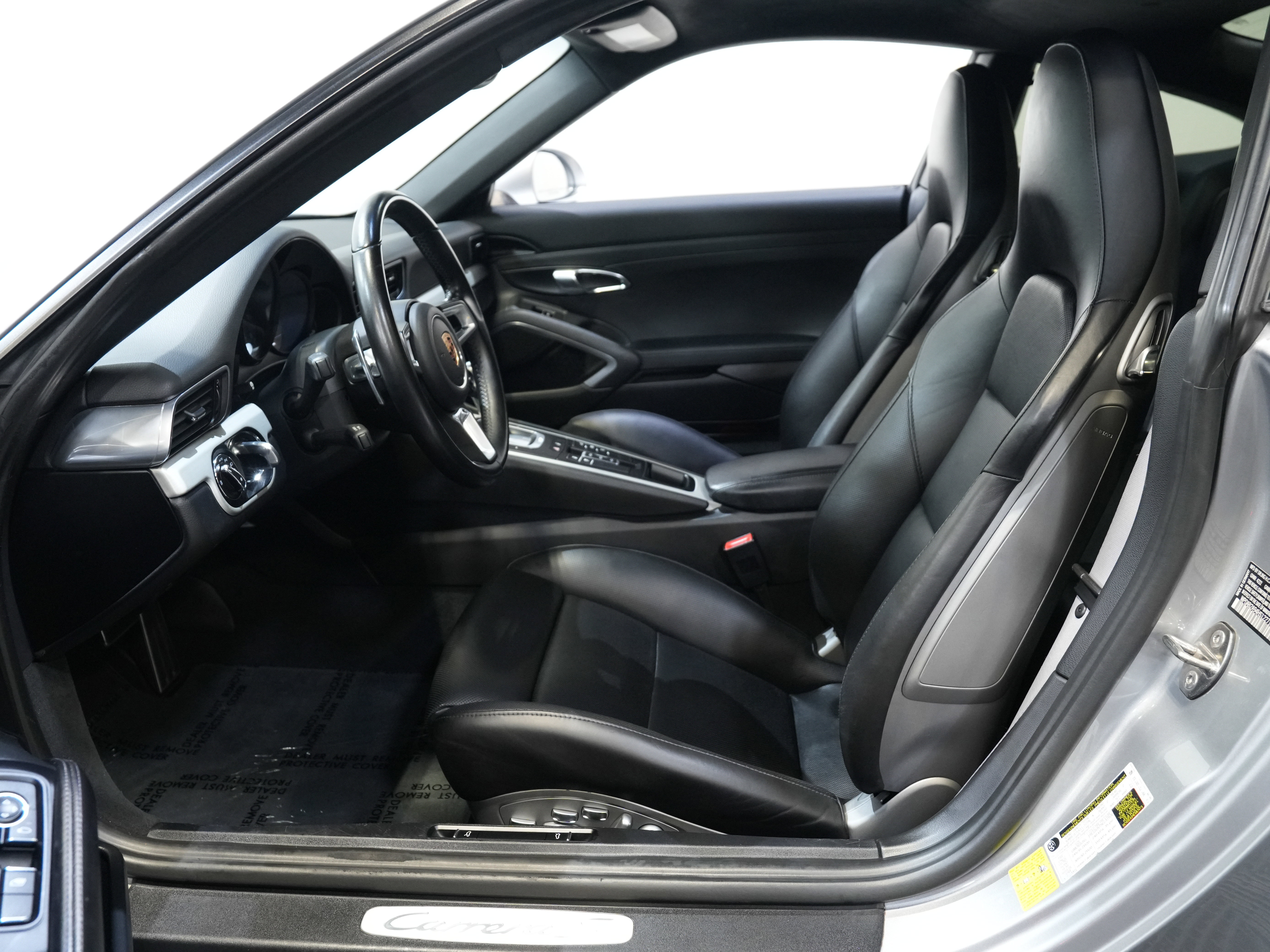 Used 2017 Porsche 911 Carrera S image 28