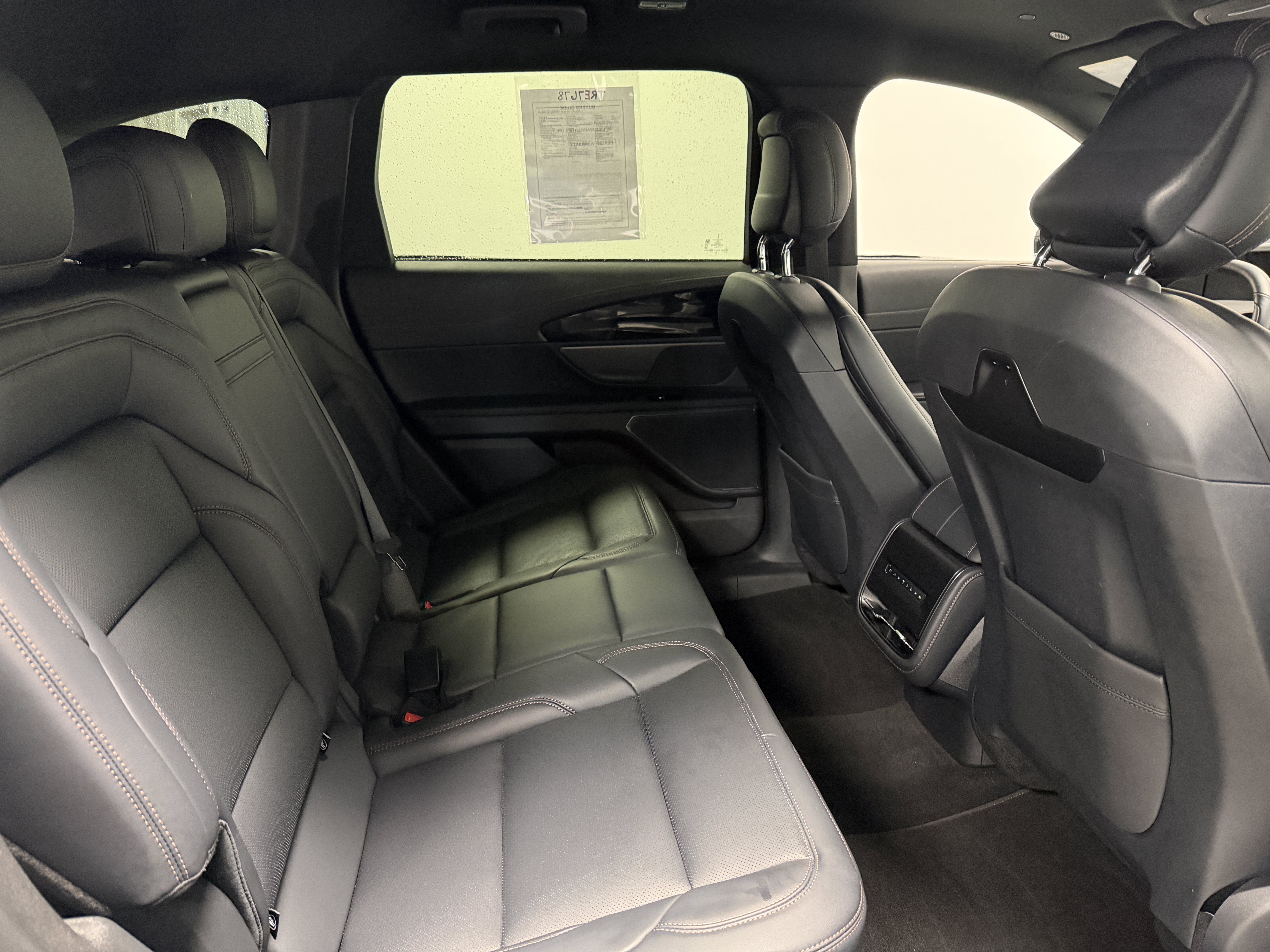 Used 2025 Lincoln Nautilus Premier w/ Jet Appearance Package AWD/4WD image 21