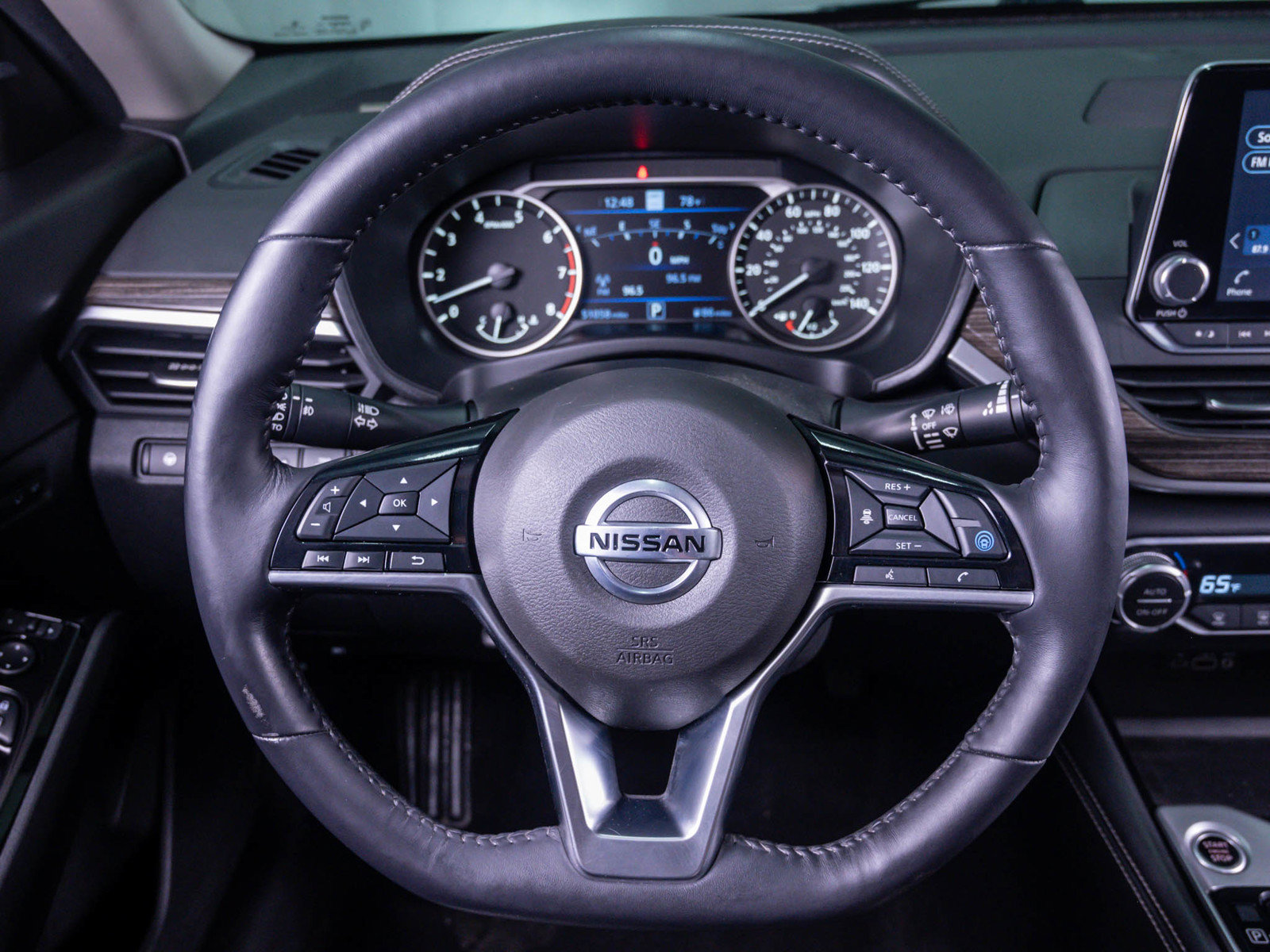 Used 2020 Nissan Altima 2.5 Platinum FWD image 14