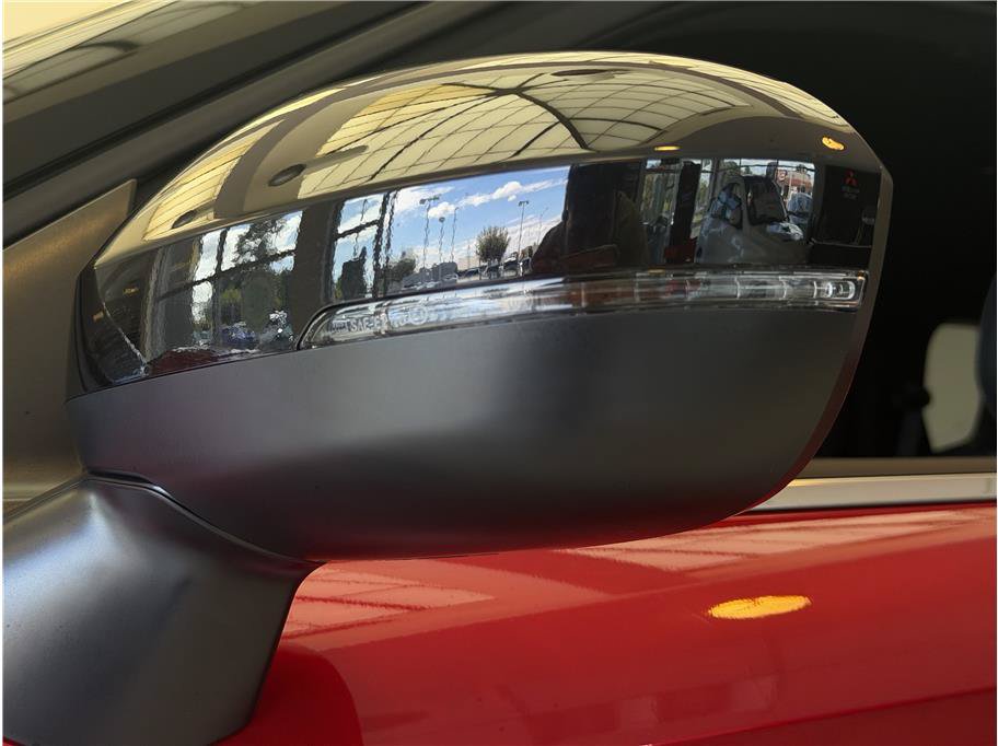 New 2026 Mitsubishi Outlander LE FWD image 27