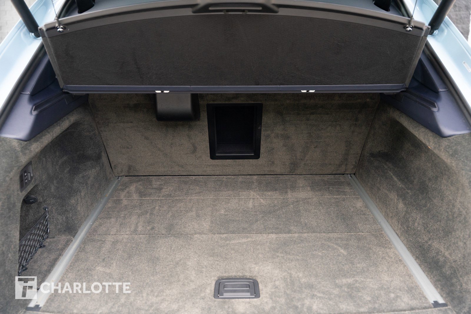 Used 2023 Bentley Bentayga Extended Wheelbase image 45