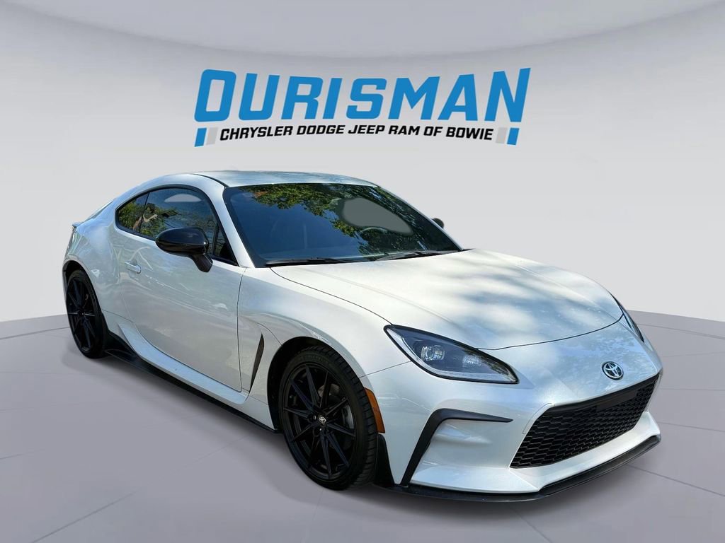 Used 2023 Toyota GR86 Premium w/ ALL Weather Mat Package (TMS) RWD image 1