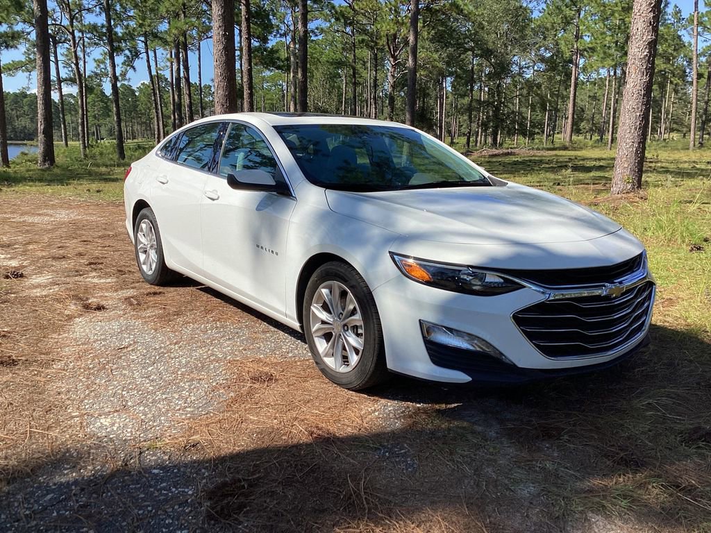 Used 2024 Chevrolet Malibu LT FWD image 3