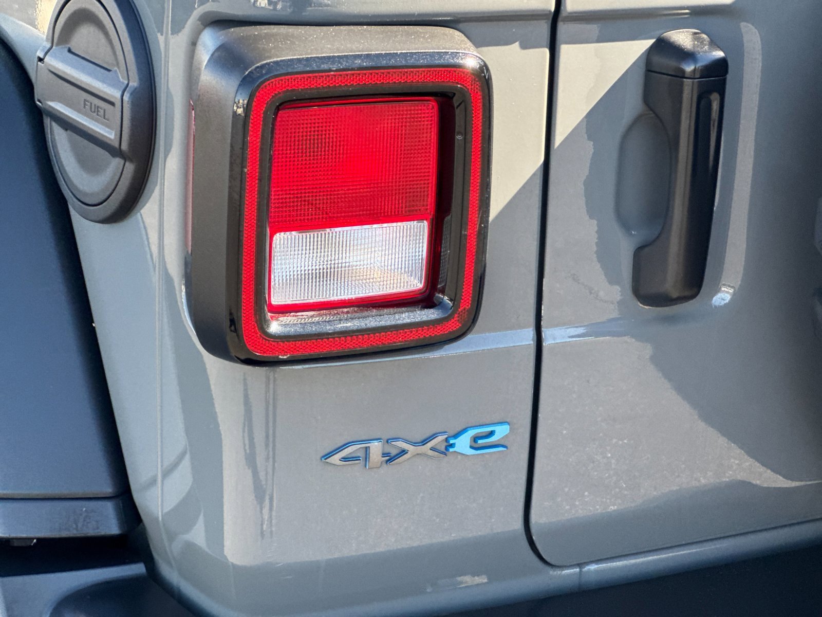 Used 2023 Jeep Wrangler Unlimited image 25