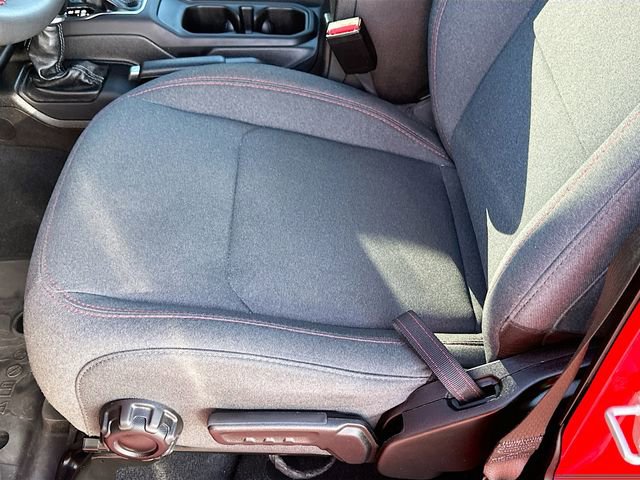 Used 2024 Jeep Wrangler Unlimited Rubicon image 18