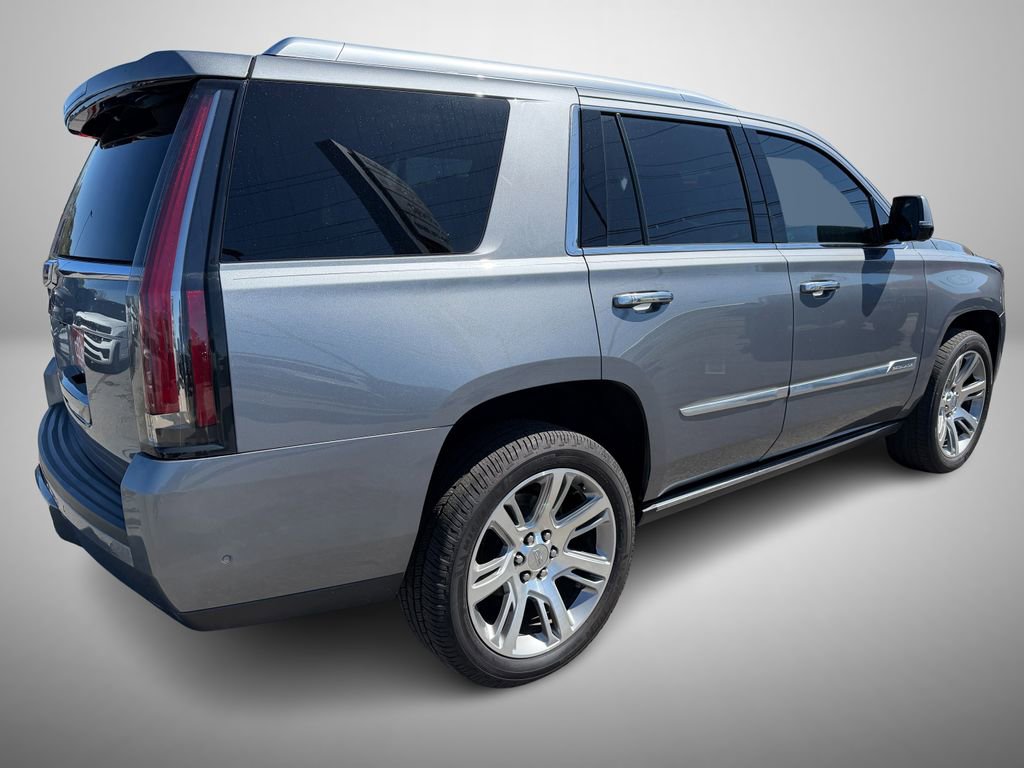 Used 2018 Cadillac Escalade Premium Luxury AWD/4WD image 3