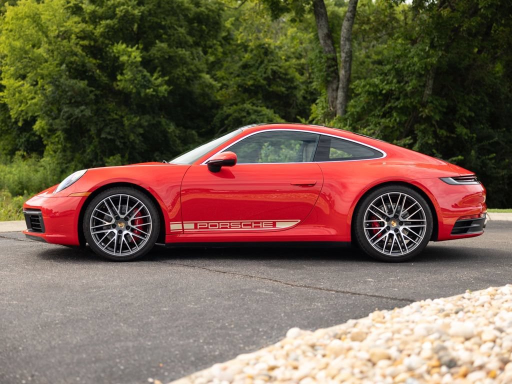 Used 2024 Porsche 911 Carrera S RWD image 3