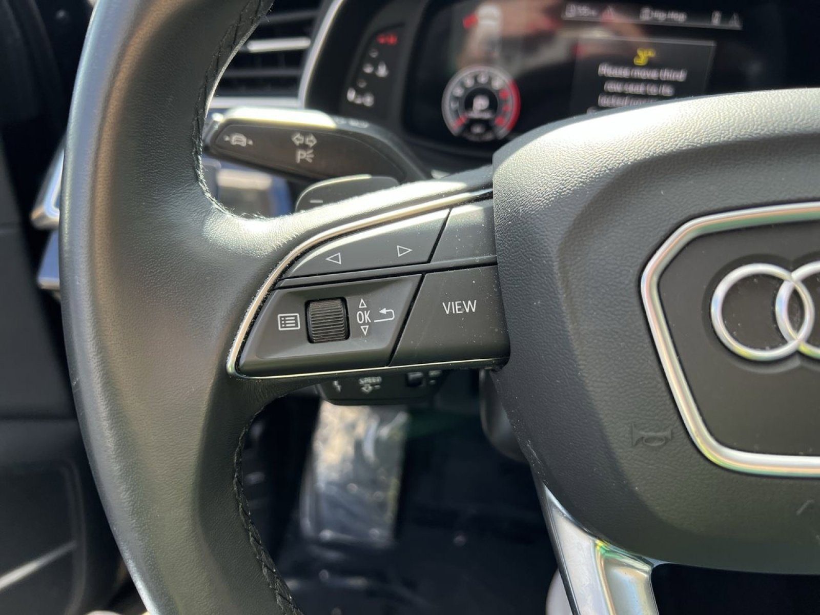 Used 2022 Audi Q7 Premium Plus image 34