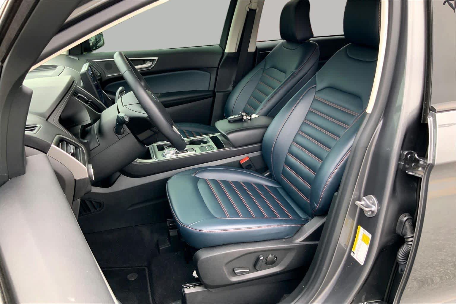 Used 2024 Ford Edge SEL w/ Sport Appearance Package AWD/4WD image 8