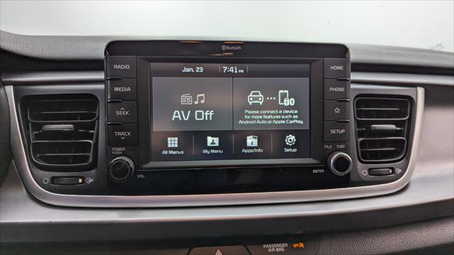 Used 2020 Kia Rio LX image 27