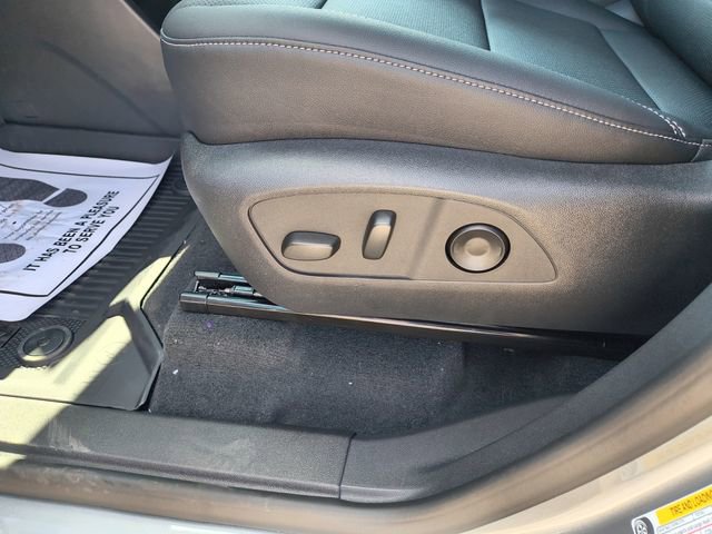 New 2026 Chevrolet Traverse LT w/ Enhanced Driving Package image 15