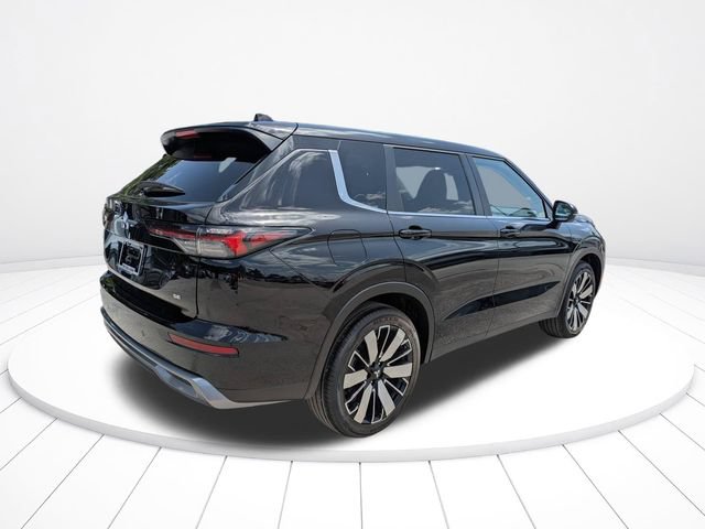 New 2026 Mitsubishi Outlander SE FWD image 4