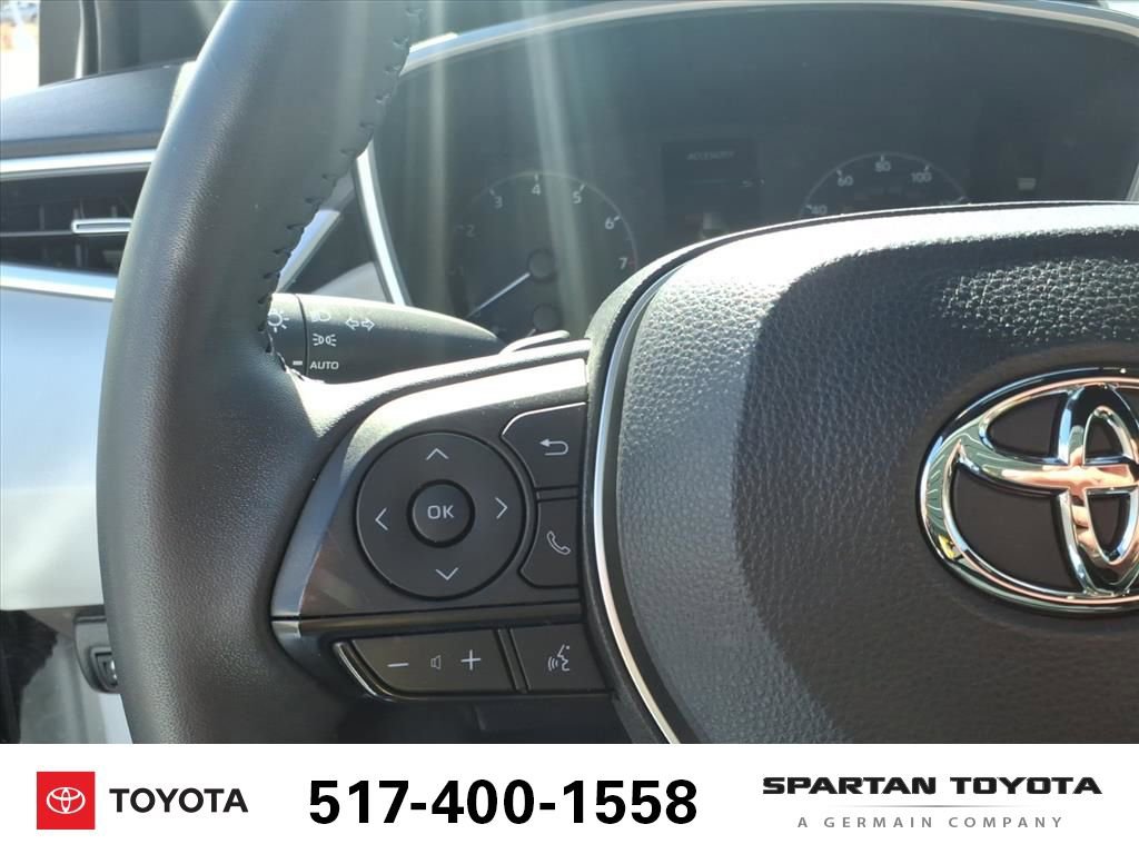 Used 2023 Toyota Corolla SE image 16