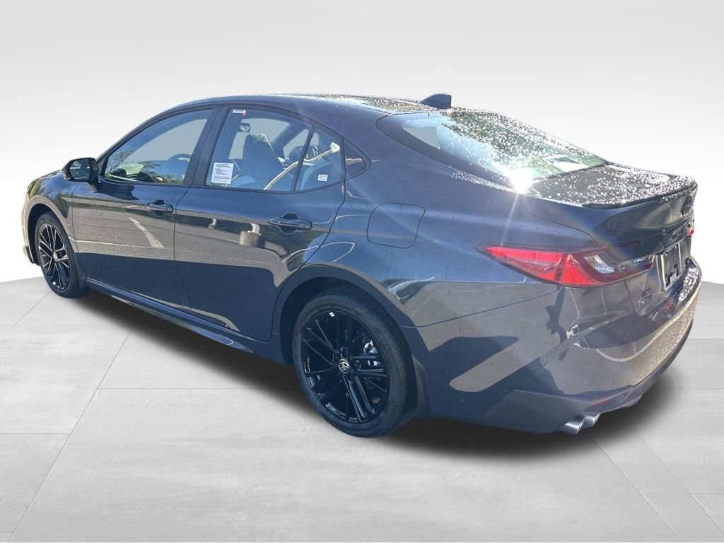 New 2026 Toyota Camry SE image 3