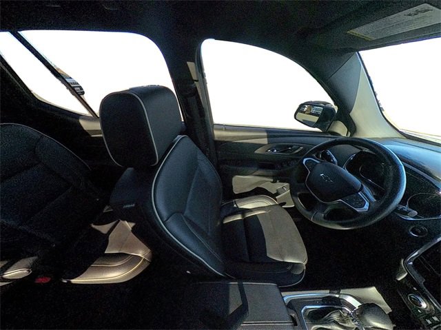 Used 2023 Chevrolet Traverse Premier w/ Redline Edition image 40