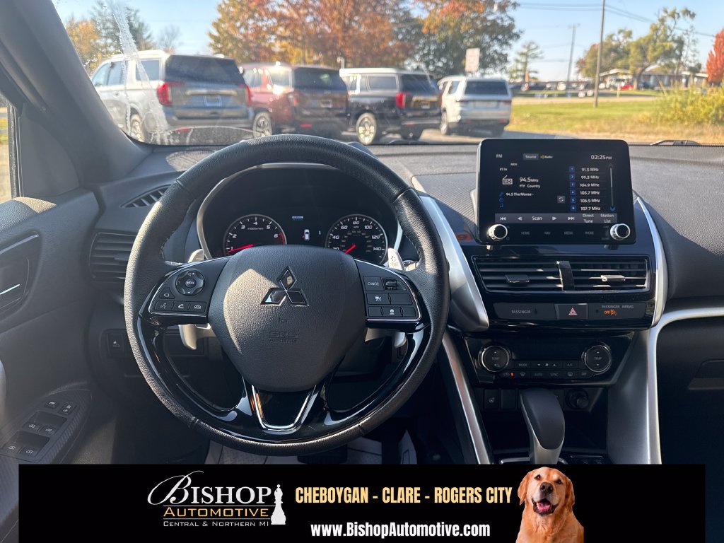 Used 2024 Mitsubishi Eclipse Cross SEL AWD/4WD image 11