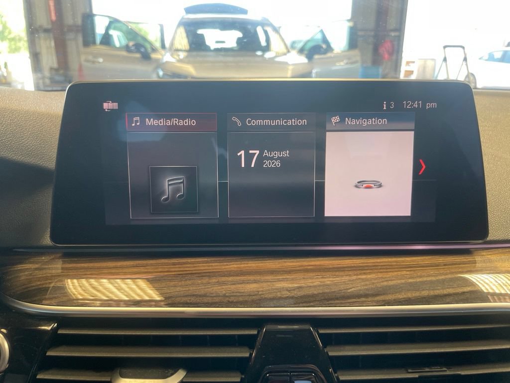 Used 2019 BMW 540i RWD image 22