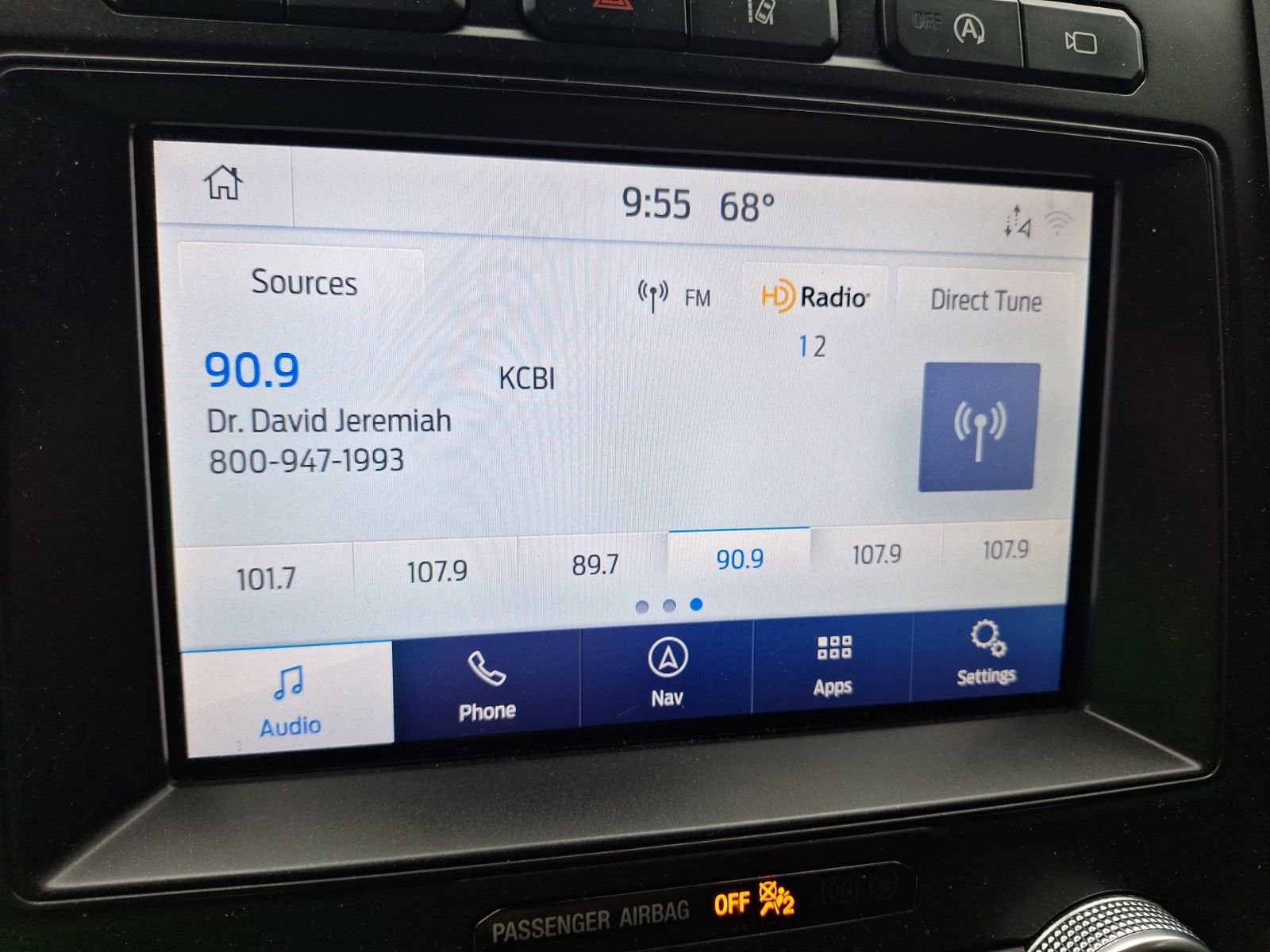Used 2020 Ford Expedition Limited w/ Texas Edition Package AWD/4WD image 23