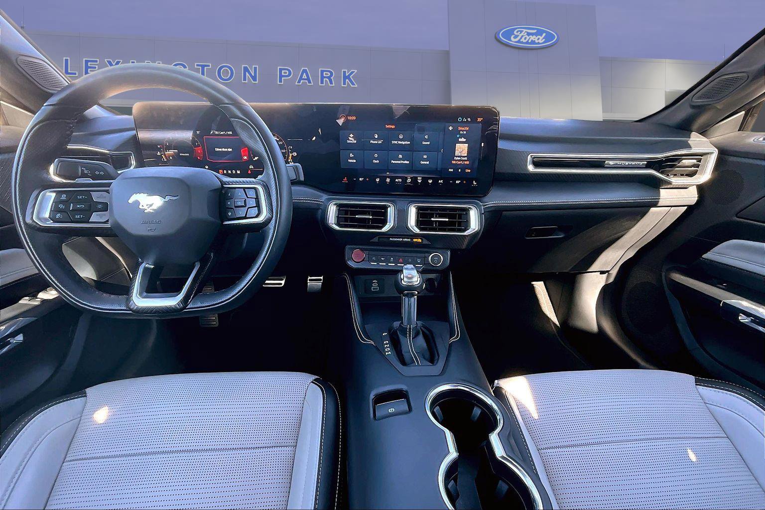 Used 2025 Ford Mustang GT Premium image 7