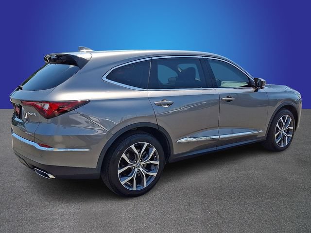 Used 2023 Acura MDX SH-AWD w/ Technology Package image 5