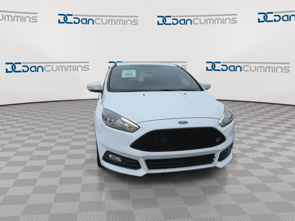 Used 2015 Ford Focus ST image 3